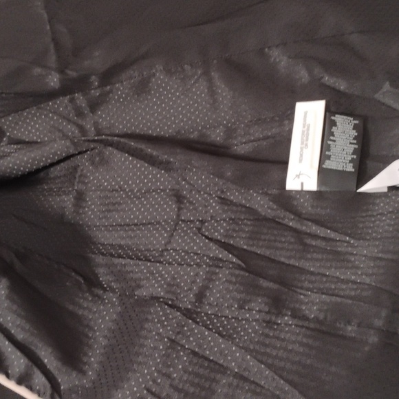 NWT Ann Taylor Classic Black Suit Blazer Jacket Size 6. - Picture 11 of 13